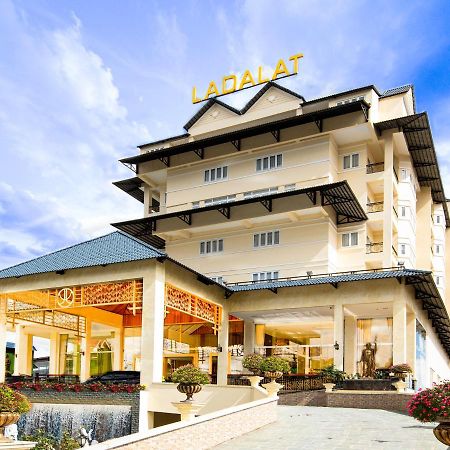Ladalat Hotel Εξωτερικό φωτογραφία