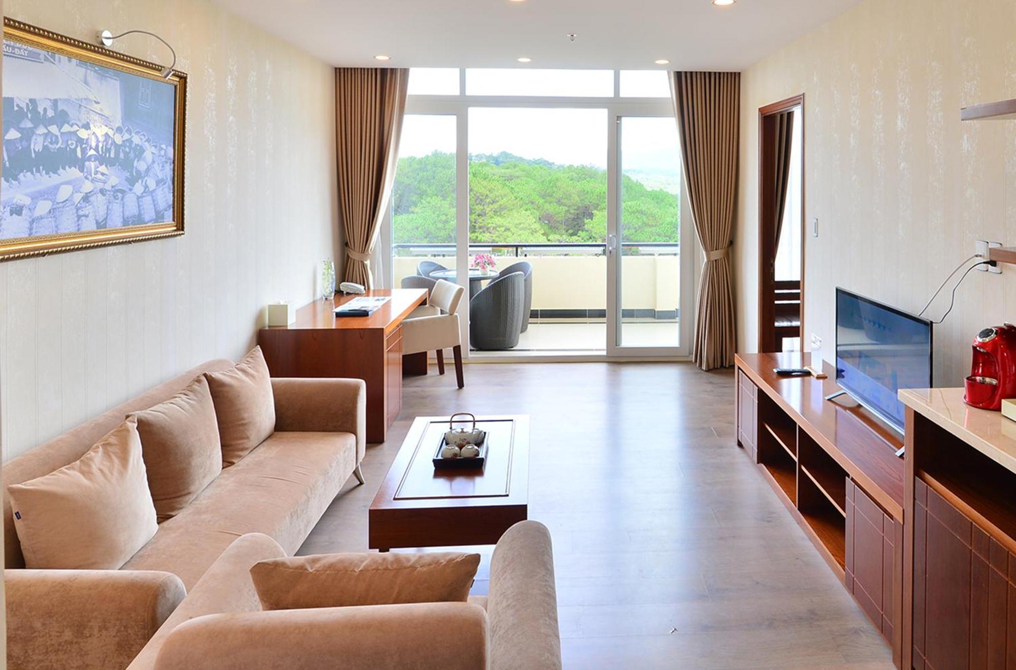 Ladalat Hotel Εξωτερικό φωτογραφία